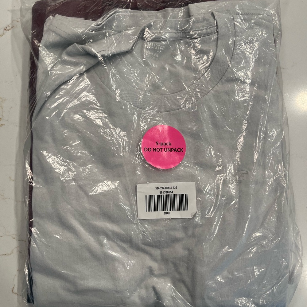 Hollister Mens Small 5-Pack Core Fit T-Shirts